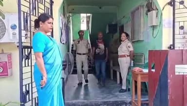 নাওবৈচা: মহঘুলিত কুখ্যাত নকল সোণ মাফিয়া মফাজুল ইছলামক গ্ৰেপ্তাৰ কৰে লালুক আৰক্ষীয়ে