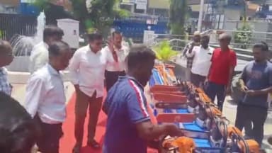 மதுரவாயல்: வடகிழக்கு பருவமழை எதிரொலி - உஷாரான மாநகராட்சி - மண்டல அலுவலகத்தில் ஆணையர் ஆய்வு