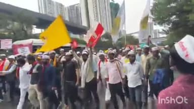 शहापूर: शहापूर येथून आदिवासी बांधवांचा आरक्षणासाठी निघालेला मोर्चा ठाण्यात दाखल