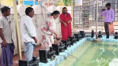 ఇల్లంతకుంట: మానసా దేవి ఆలయాన్ని దర్శించుకున్న సినీ నటి శ్రీలక్ష్మి...