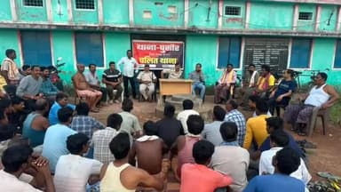 पुसौर: पुसौर पुलिस का चलित थाना: ग्रामीणों को साइबर फ्रॉड से बचाव के टिप्स, जागरूकता से ही मिलेगी सुरक्षा