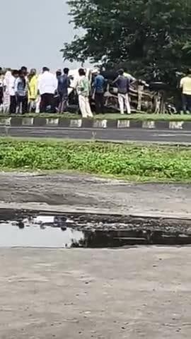 Nh 44 Dev Petroleum Sagri ke saamne hua accident