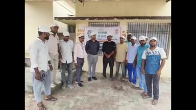 बसंतपुर में स्वच्छता ही सेवा 2025" अभियान की शुरुआत की गई 🚮✨📌 इस अवसर पर सफाईकर्मियों एवं स्वच्छता की शपथ दिलाई गई और सफाई वाहनों को हरी झंडी दिखाकर रवाना किया गया 🚛🧹