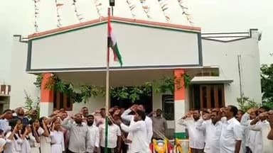 మఖ్తల్: ప్రజా పాలన దినోత్సవం సందర్భంగా మంత్రి వాకిటి శ్రీహరి జాతీయ జెండా ఆవిష్కరణ