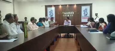 ధన్వాడ: పత్తి కొనుగోళ్లు పారదర్శకంగా జరగాలి:జిల్లా రెవిన్యూ అదనపు కలెక్టర్ శీను