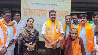 बिलोली: सेवा पंधरवडा उपक्रमांतर्गत राबविण्यात येणाऱ्या विविध कार्यक्रमांची खासदार डॉ.गोपछडेंनी अमृतधारा गोशाळा येथे दिली माहिती