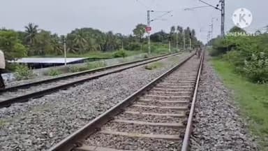 கிருஷ்ணராயபுரம்: லாலாபேட்டை ரயிலில் அடிபட்டு பெண் உயிரிழப்பு விபத்தை காண சென்ற நபரும் ரயில் மோதி உயிரிழப்பு