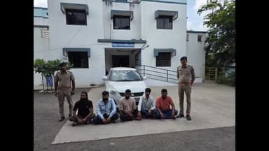 જેતપુર: વીરપુરના થોરાળા ગામે વ્યાજખોરોનો આતંકવાડીના મકાનમાં તોડફોડ કરી મહિલાનો ડ્રેસ ફાડી નાખ્યો આઠ સામે ગુનો નોંધાયો