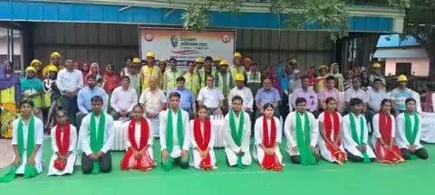 #स्वच्छताअभियान2025 के अंतर्गत बरेका कारखाना परिसर के लोको असेंबली शॉप मीटिंग रूम के पास स्वच्छता जागरूकता विषय पर भारत स्काउट एंड गाइड के बच्चों द्वारा एक नुक्कड़ नाटक का मंचन किया गया। #swachhbharatmission #SwachhtaAbhiyan2025