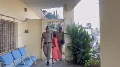 धुमाकोट: धुमाकोट पुलिस ने 3.09 किलो ग्राम अवैध गांजे के साथ नशा तस्कर बाबा को किया गिरफ्तार