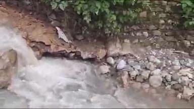 नरेन्द्रनगर: तपोवन स्थित स्वामी समर्पणानन्द आश्रम घुग्तानी में आपदा ने काफी नुकसान पहुंचाया, चार जगह आश्रम को हुआ है नुकसान