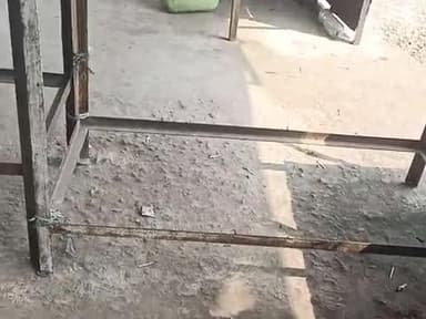 रमेश प्रजापति
मतदान @थत,,