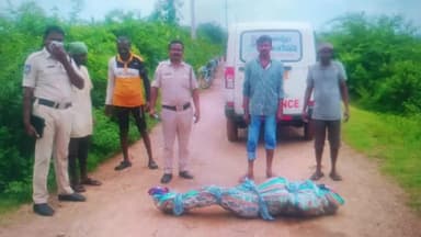 వైరా: తనికెళ్ళ ఎన్ఎస్పీ కాలవలో గుర్తుతెలియని మృతి దేహం