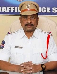 సిద్దిపేట ట్రాఫిక్ పోలీసుల వాహన తనిఖీలలో మద్యం సేవించి వాహనాలు నడిపిన 50 మందికి ₹ 38,200/- వేల రూపాయల జరిమానా, ట్రాఫిక్ ఇన్స్పెక్టర్ ప్రవీణ్ కుమార్.