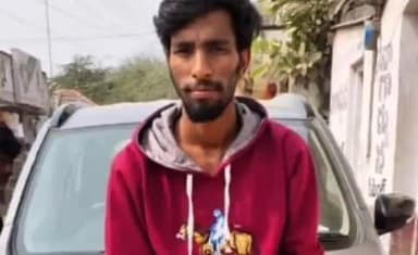 పినపాక: పెంపుడు కుక్క గీరడంతో రబ్బిస్ వ్యాధితో బాధపడుతూ బయ్యారంకు చెందిన సందీప్ అనే యువకుడు మృతి