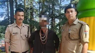 गंगोलीहाट: गंगोलीहाट पुलिस ने हाटकालिका मंदिर से ढोंगी बाबा को किया गिरफ्तार