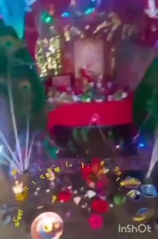 जो भक्त, देवी मां को , नि:स्वार्थ भाव से ,पूजा - अर्चना करता है । उस भक्त पर , देवी मा, जल्दी प्रसन्न होती हैं।