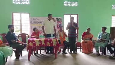 ঢেকিয়াজুলি ভাগ: পিৰাকটা গাওঁ পঞ্চায়তৰ কাৰ্যালয়ত আদি কৰ্মযোগী অভিযান কেন্দ্ৰৰ শুভ উদ্বোধন কৰে সহকাৰী আয়ুক্তই