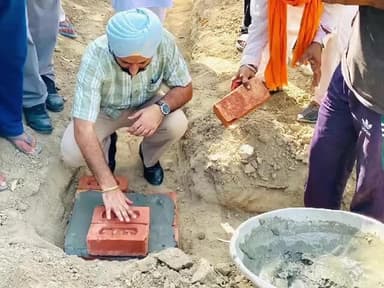 ਬਾਘਾ ਪੁਰਾਣਾ: ਹਲਕਾ ਬਾਘਾ ਪੁਰਾਣਾ ਤੋਂ ਵਿਧਾਇਕ ਅੰਮ੍ਰਿਤ ਪਾਲ ਸਿੰਘ ਸੁਖਾਨੰਦ ਨੇ ਪਿੰਡ ਜੀਤਾ ਸਿੰਘ ਵਾਲਾ ਵਿੱਚ ਖੇਡ ਗਰਾਉਂਡ ਦਾ ਰੱਖਿਆ ਨੀ ਪੱਥਰ