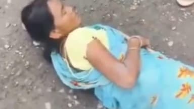 चितरंगी: सिंगरौली नगर: सिंगरौली में महिला ने सड़क पर लेटकर अनोखे अंदाज़ में की सड़क की मांग, प्रदर्शन का वीडियो वायरल