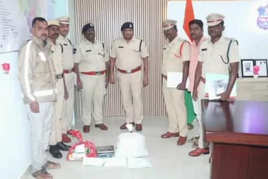 మెదక్: స్వాధీనం చేసుకున్న గంజాయి మత్తు పదార్థాలు నిర్వీర్యం చేసిన డిస్పోజబుల్ టీం
ఎస్పీ దేవులపల్లి శ్రీనివాసరావు
