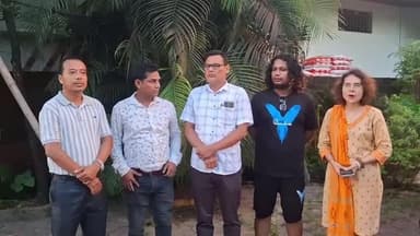 উত্তৰ লক্ষীমপুৰ: নগৰত শিল্পী জুবিন গাৰ্গৰ মৃত্যুৰ ন্যায়িক তদন্তৰ দাবীত আয়ুক্তৰ জৰিয়তে আবেদন পত্ৰ প্ৰদান মূখ্যমন্ত্ৰীলৈ সংগীত সন্থাৰ