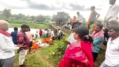 गोमिया: तिलैया में वज्रपात से युवक की मौत, शव पहुंचते ही परिजनों में छाया मातम