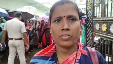 ଧାମନଗର: ଧାମନଗର ବ୍ଲକ ଆଗରେ ଧାରଣା ରେ ବସିଥିବା କମ୍ୟୁନିଟି ସପୋଟ ଷ୍ଟାଫ ରଖିଲେ ପ୍ରତିକ୍ରିୟା