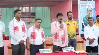 ৰঙিয়া ভাগ: ৰঙিয়া হিন্দী হাইস্কুলৰ খেলপথাৰত ৰঙিয়া ক্ৰিকেট একাডেমীৰ উদ্যোগত আয়োজিত ৰঙিয়া টি-২০ কাপ-২০২৫ প্ৰতিযোগিতাত উপস্থিত বিধায়ক