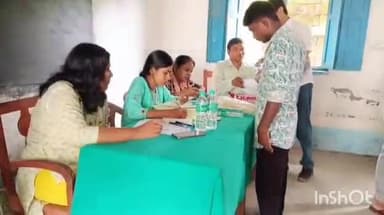 ইন্দপুর: ৫২ জনের রক্তদান, বিদ্যাসাগরকে স্মরণে রাখল বনকাটা বিদ্যালয়