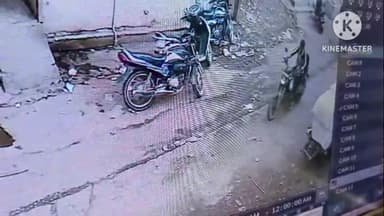 ईदगाह चौक से बाइक हुई चोरी, CCTV कैमरे में क़ैद हुआ चोर, चोर की तलाश में पुलिस
#बाइक #चोरी #cctv #camera #police
