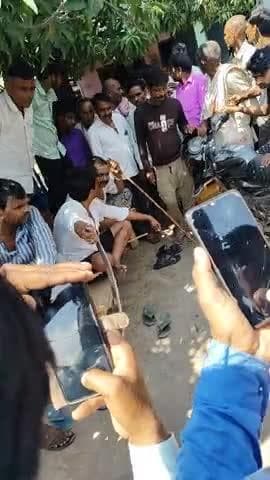 Jalalabad ka giram diviyapur ka rajash kold store ma nikala naag
naag ko pakad