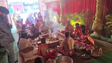 కథలాపూర్: భక్తి శ్రద్ధలతో శ్రీదేవి నవరాత్రి ఉత్సవాలు..భక్తుల ప్రత్యేక పూజలు