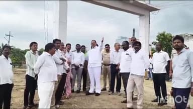 పరకల లో ఎమ్మెల్యే సద్దుల బతుకమ్మ పండుగ ఏర్పాట్లను పరిశీలించిన ఎమ్మెల్యే