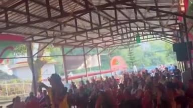 लैंसडाउन: मधुगंगेश्वर में रामलीला का आयोजन, महिला पात्रों ने दर्शकों का मन मोह लिया