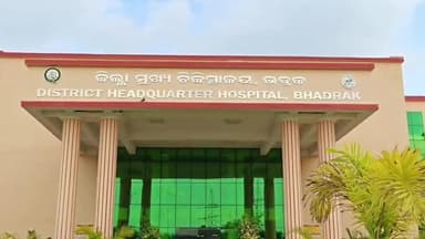 ତିିହିଡି: ତିହିଡି ପାଳିଆବିନ୍ଧା ମଳିକ ସାହି ରେ ସଂଘ ବଦ୍ଧ ଆକ୍ରମଣ ରେ 7 ଆହତ, ଭଦ୍ରକ ମୁଖ୍ୟ ଚିକିତ୍ସାଳୟ ରେ ଭର୍ତି