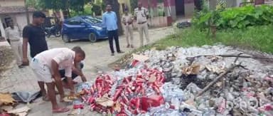 लौकहा: लौकहा थाना पुलिस ने चार मामलों में जब्त 473 लीटर शराब को किया विनष्ट