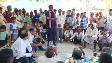 #आज मैंने गंगा कटान प्रभावित क्षेत्रों का दौरा किया और गांव किसौल, किलोनी व सुनगढ़ी के हालात का जायज़ा लिया। इस दौरान सिंचाई विभाग के अधिशासी अभियंता श्री शरद सौरभ गिरी, एसडीओ श्री पंकज कश्यप व श्री संदीप जैन भी मौजूद रहे।
अब्दुल हफीज गांधी