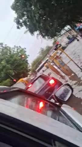 सेक्टर 22,23,21,पालम विहार
बारिश से जाम लगा है
