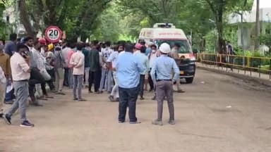 ઘોઘંબા: પંચમહાલમાં ફરી ગેસ લીકેજની ઘટના : ઘોઘંબાના રણજીતનગર ખાતે આવેલી ગુજરાત ફ્લોરો કેમિકલ કંપનીમાં ચકચાર.