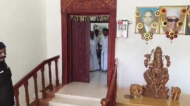 போடிநாயக்கனூர்: போடி OPS இல்லத்தில் கரூர் சம்பவம் குறித்து சிபிஐ விசாரணை அறிக்கை வரட்டும் கருத்து தெரிவிப்பதாக ஓபிஎஸ் தெரிவித்தார்