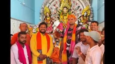ମହାକାଳପଡା: ମା ଦୁର୍ଗାଙ୍କ ମହା ଅଷ୍ଟମୀ କୁହୁଡି ପଞ୍ଚାୟତର ଥାଉରୀ ଗ୍ରାମରେ ଅନୁଷ୍ଠିତ ପୂଜାରେ ଯୋଗଦେଇ ମା ଙ୍କ କୃପା ଲାଭ କଲେ ମହାକାଳପଡା ବିଧାୟକ