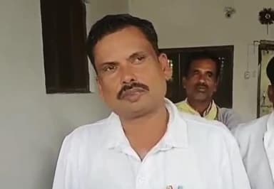 डिंडौरी: एकलव्य आवासीय विद्यालय भैंसदेही में छात्र की मौत, विधायक ओमकार सिंह मरकाम ने सरकार को घेरा