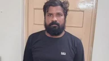 ચાણસ્મા: પાટણ જિલ્લામાં વિદેશીદારૂની ગેરકાયદેસર હેરાફેરી કરતા ઇસમને પાછા હેઠળ અટકાયત કરી મધ્યસ્થ જેલ દાહોદ ખાતે મોકલાયો