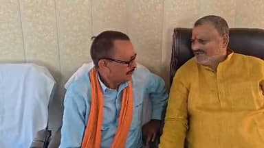 मानिकपुर: ब्लॉक प्रमुख ने कृषि मंत्री को प्रार्थना पत्र सौंपा, कहा- शासन द्वारा आवंटित खाद की दुकानों से हो रही दिक्कत