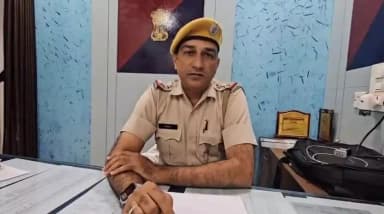 ऑपरेशन स्वच्छता के तहत पुलिस थाना बिछीवाड़ा द्वारा अवैध शराब तस्करी के खिलाफ कार्यवाही
01 इटीयोस कर से अंग्रेजी शराब की कुल 116 बोतल जब्त
घटना में प्रयुक्त 01 इटीयोस कर एवं 02 अभियुक्त को किया गिरफ्तार।