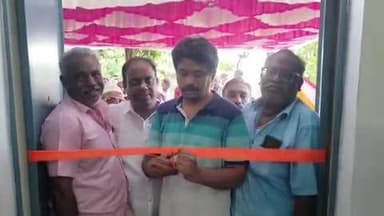 கலவை: கலவையில் சட்டமன்ற உறுப்பினர் தொகுதி மேம்பாட்டு நிதியில் புதியதாக கட்டப்பட்ட உடற்பயிற்சி கூடத்தை ஆற்காடு MLA ஈஸ்வரப்பன் திறந்து வைத்தார்.