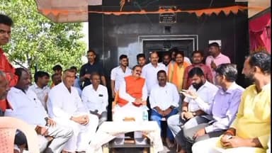 ಬಬಲೇಶ್ವರ: ತೊನಶ್ಯಾಳ ಗ್ರಾಮದಲ್ಲಿ ಪ್ರತಿಷ್ಠಾಪಿಸಲಾದ ಶ್ರೀ ಗಜಾನನ ಉತ್ಸವ ಕಾರ್ಯಕ್ರಮದಲ್ಲಿ ಪಾಲ್ಗೊಂಡ ನಗರ ಶಾಸಕ ಬಸನಗೌಡ ಪಾಟೀಲ