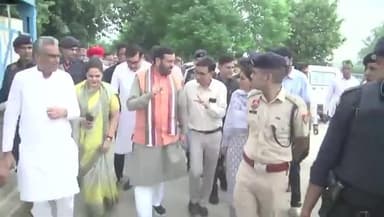 फतेहाबाद: सीएम श्री नायब सिंह सैनी ने बलियावाला हेड पर जलभराव की स्थिति का जायजा लिया और राहत कार्यों की समीक्षा की