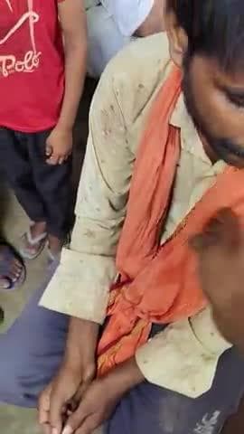 छताई खुर्द में आज चोर पकड़ा था डॉक्टर श्याम नारायण का नल का खोल रहा था